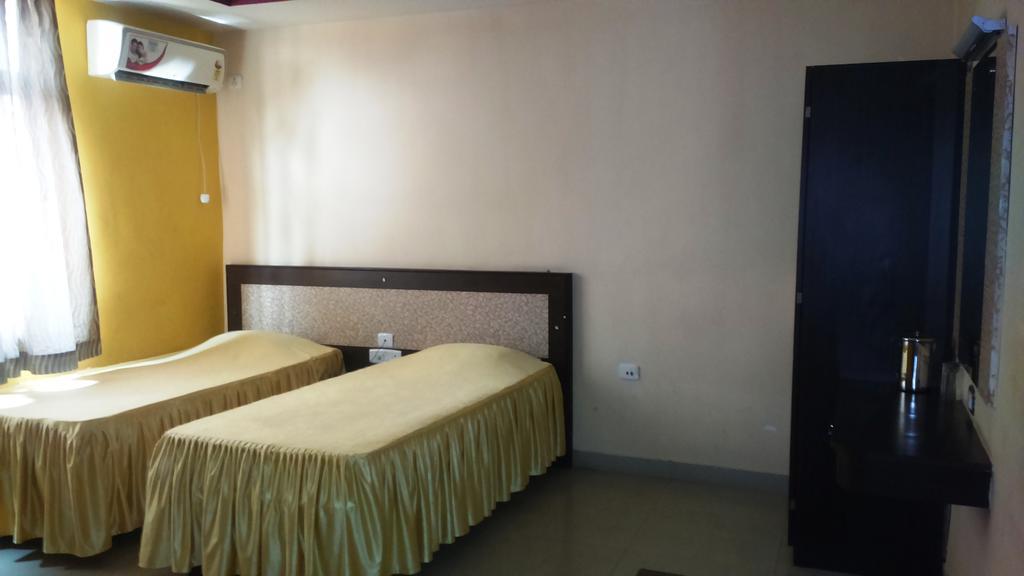Hotel Parshuram Guwahati Eksteriør bilde