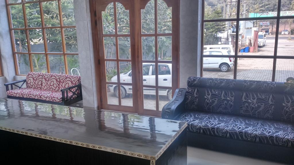 Hotel Parshuram Guwahati Eksteriør bilde