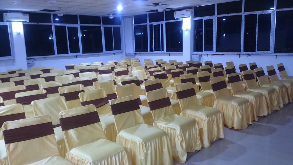 Hotel Parshuram Guwahati Eksteriør bilde