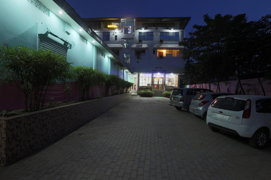 Hotel Parshuram Guwahati Eksteriør bilde